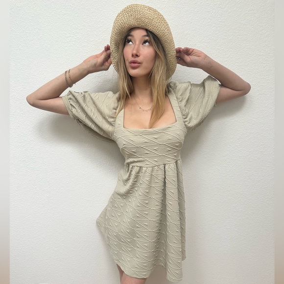 Free People Violet Textured Puff Sleeve Dress - Picture 2 of 4